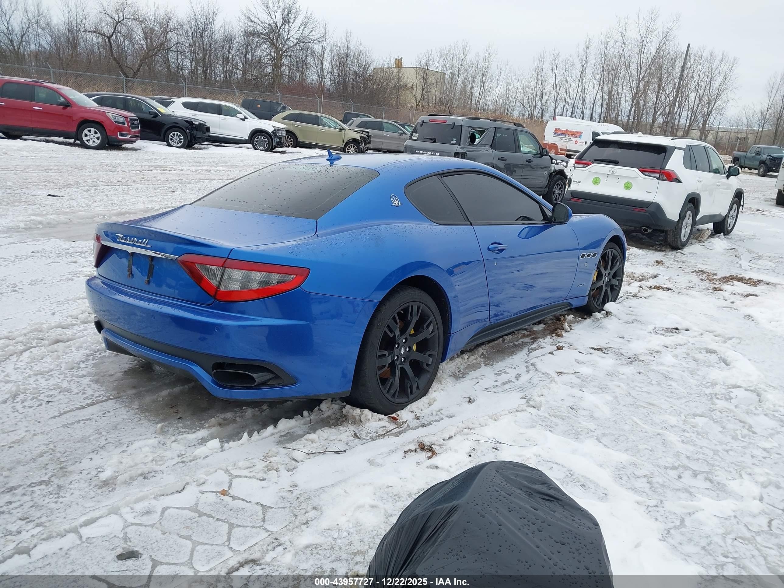 2013 Maserati Granturismo Mc/sport Blue vin: ZAM45VLAXD0070630