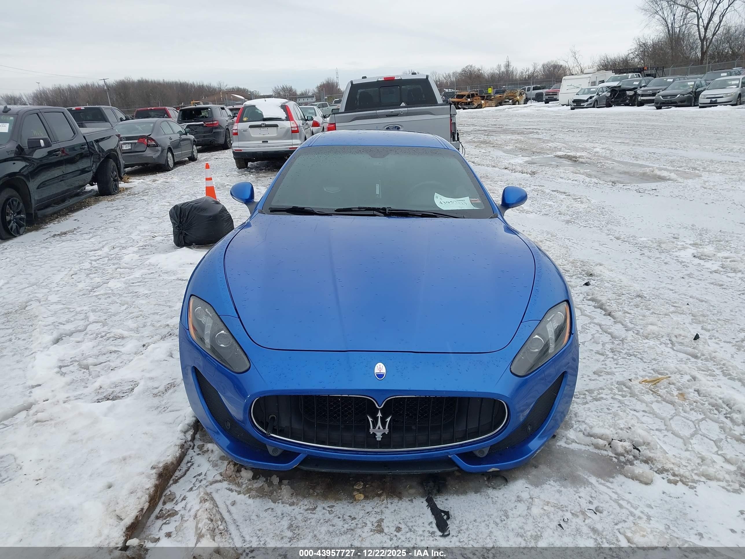 2013 Maserati Granturismo Mc/sport Blue vin: ZAM45VLAXD0070630