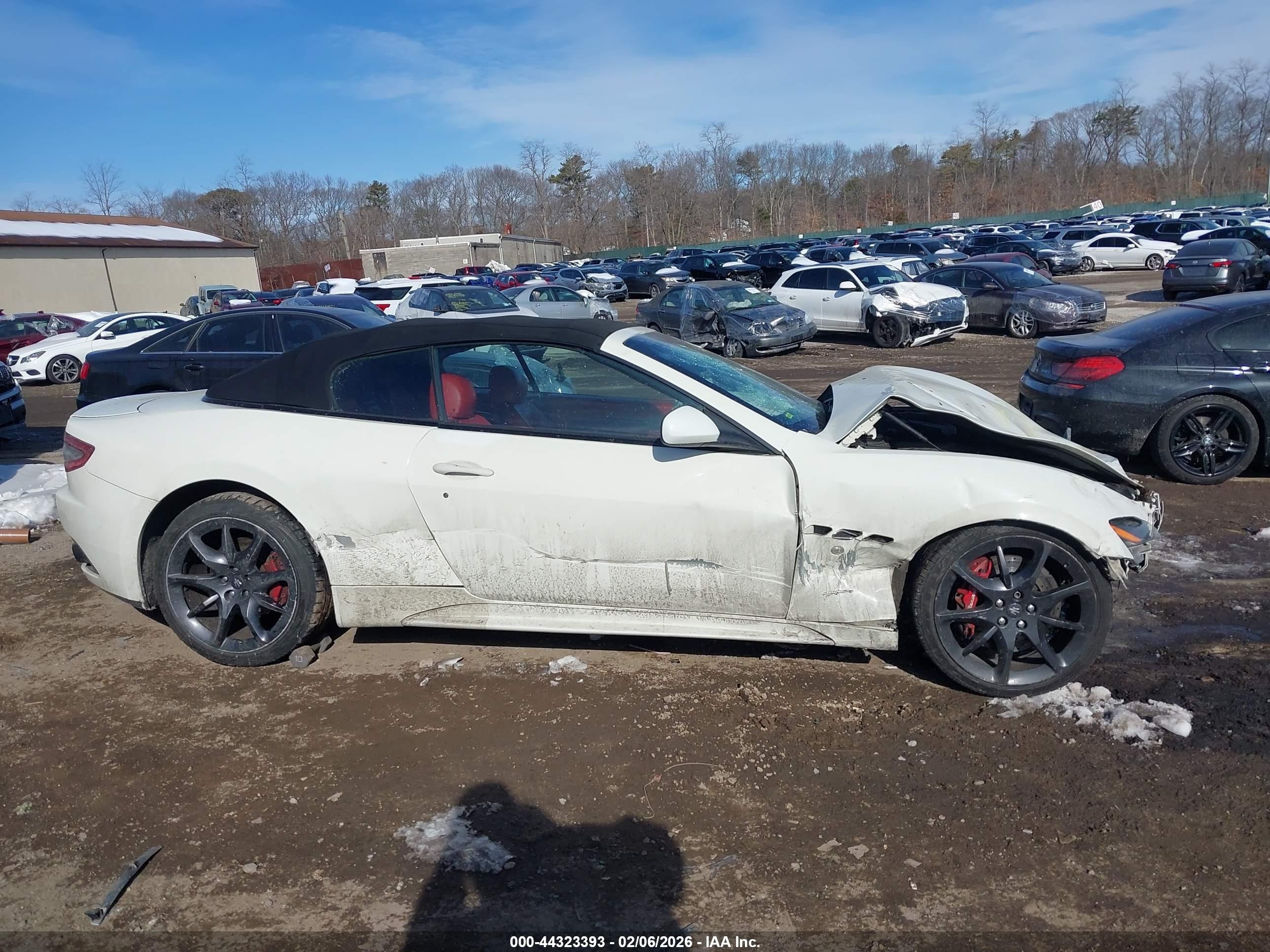 2013 Maserati Granturismo Sport White vin: ZAM45VMA3D0068586