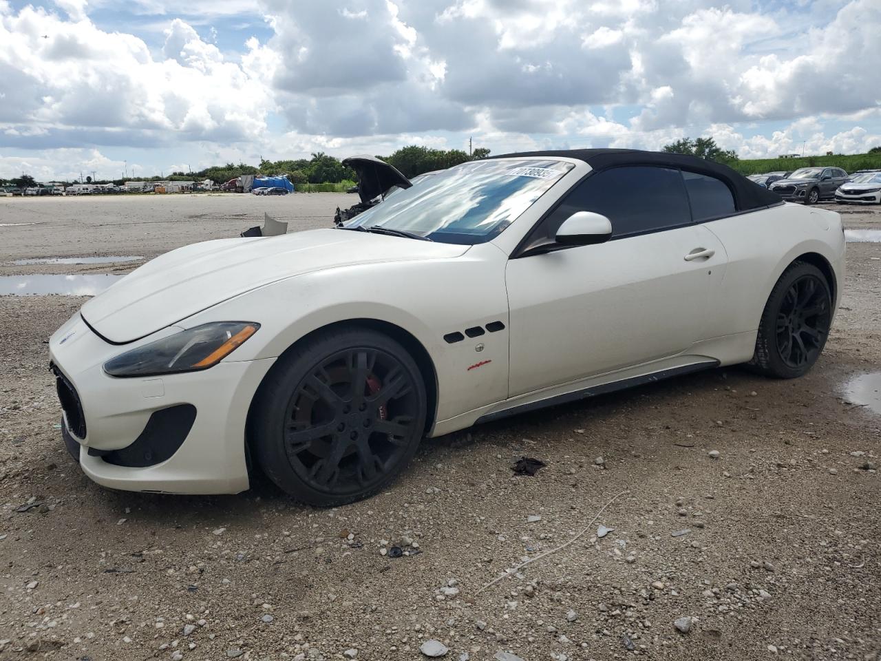 2013 Maserati Granturismo S White vin: ZAM45VMA4D0067544
