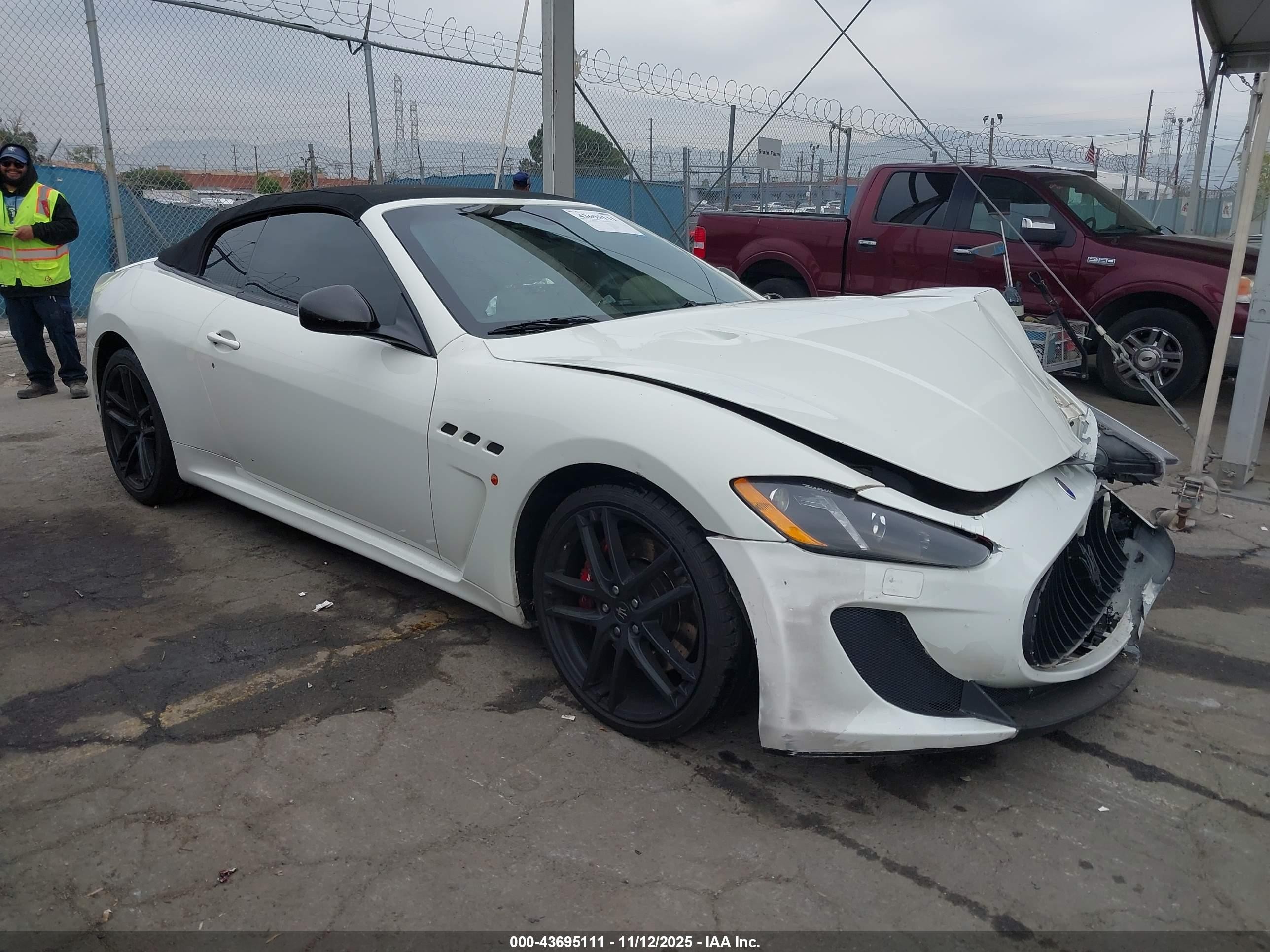2013 Maserati Granturismo Sport White vin: ZAM45VMA4D0070945