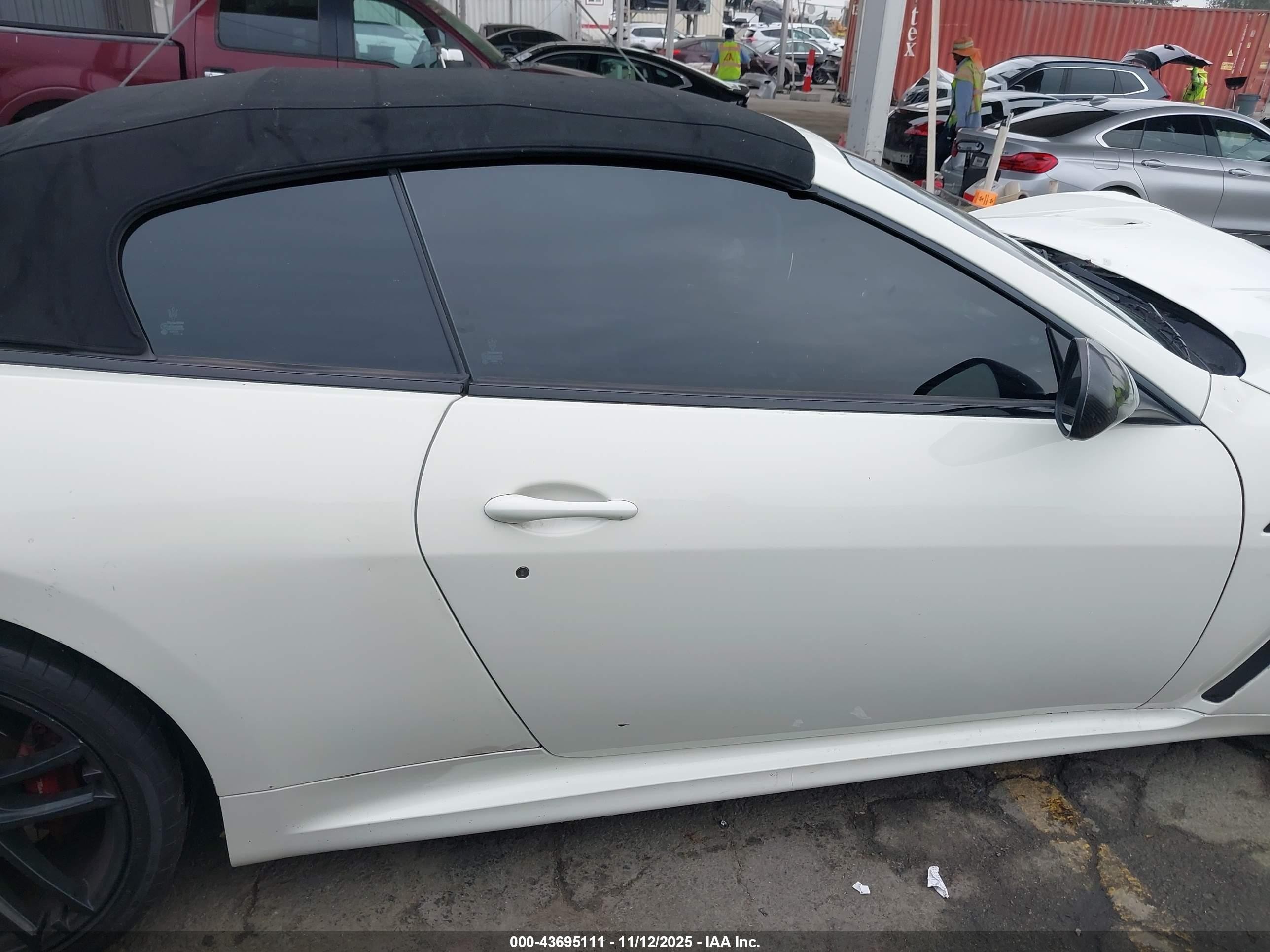 2013 Maserati Granturismo Sport White vin: ZAM45VMA4D0070945