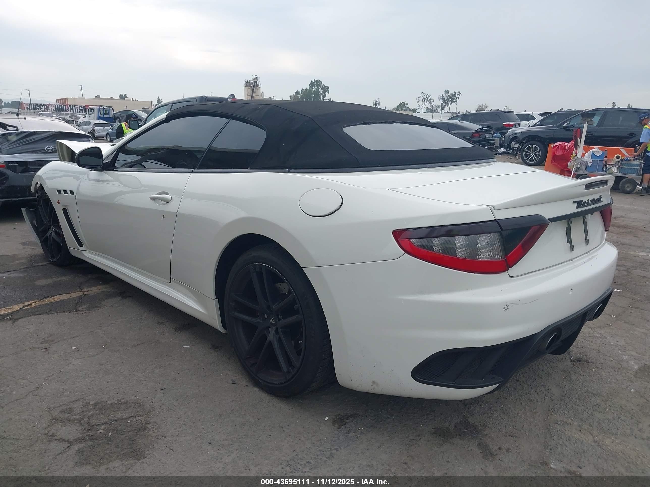 2013 Maserati Granturismo Sport White vin: ZAM45VMA4D0070945