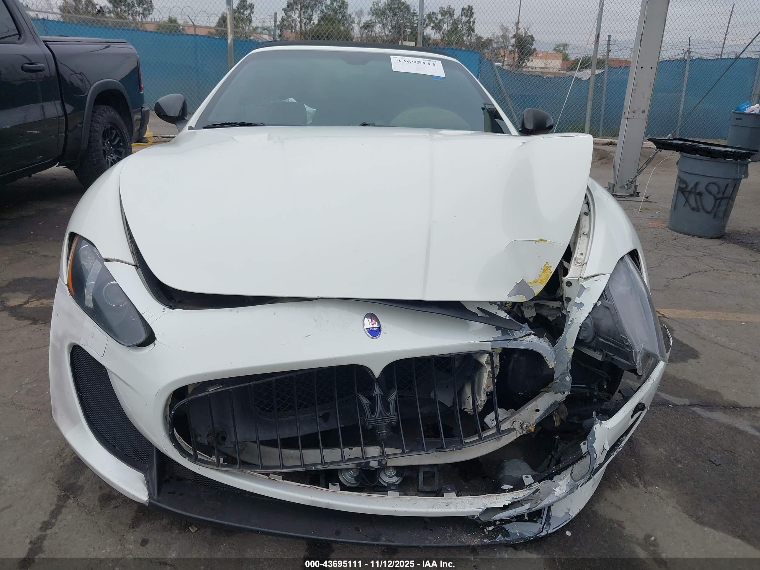 2013 Maserati Granturismo Sport White vin: ZAM45VMA4D0070945
