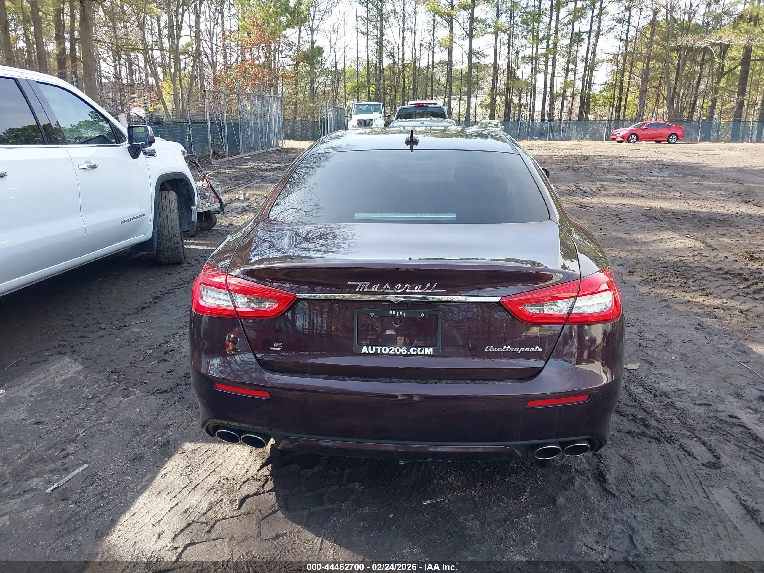 2017 Maserati Quattroporte S Granlusso Maroon vin: ZAM56RPL8H1226474