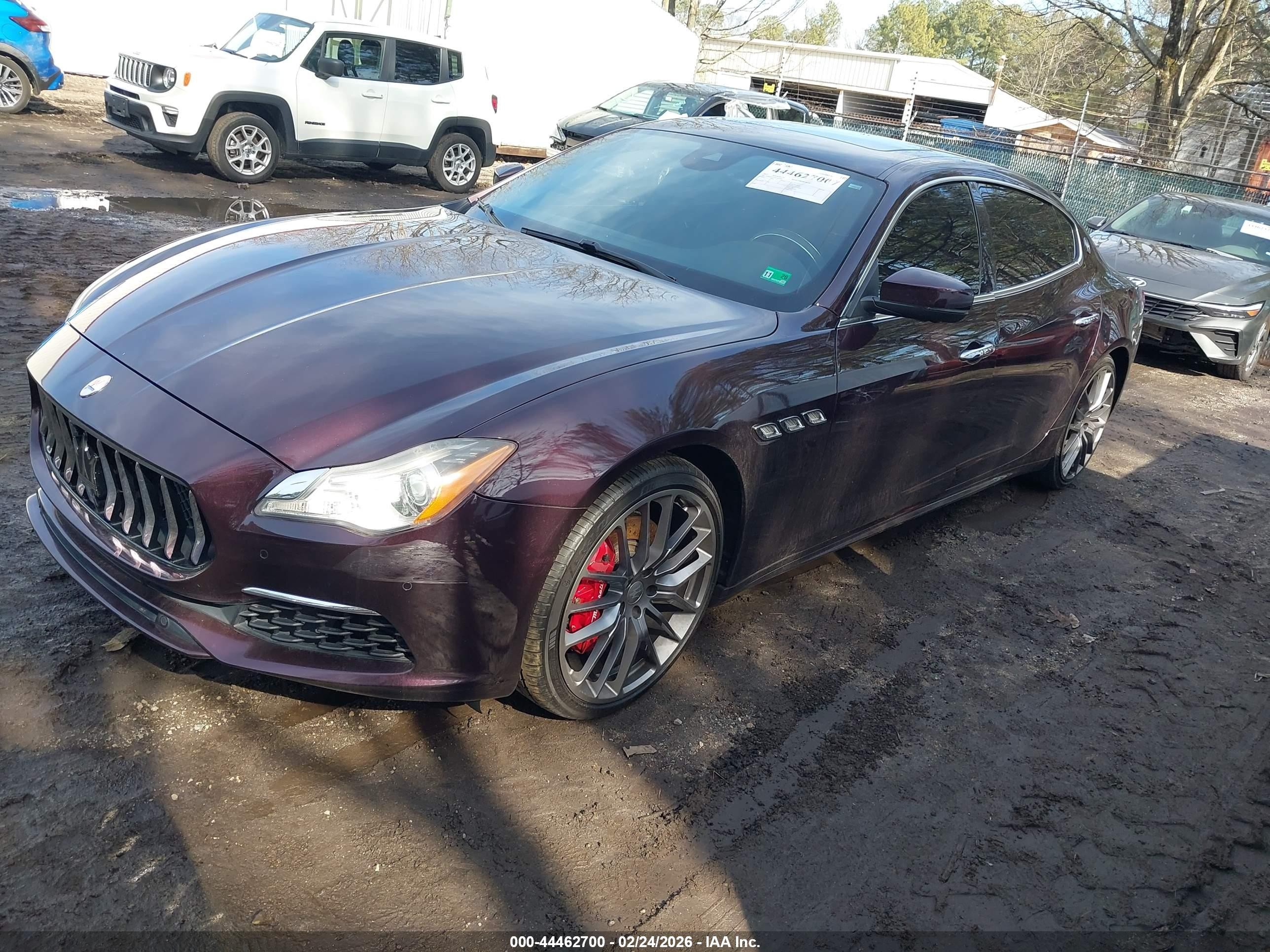 2017 Maserati Quattroporte S Granlusso Maroon vin: ZAM56RPL8H1226474