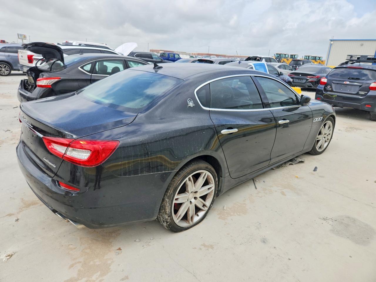 2014 Maserati Quattroporte S Black vin: ZAM56RRA2E1107259
