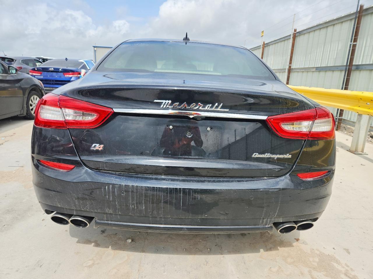 2014 Maserati Quattroporte S Black vin: ZAM56RRA2E1107259
