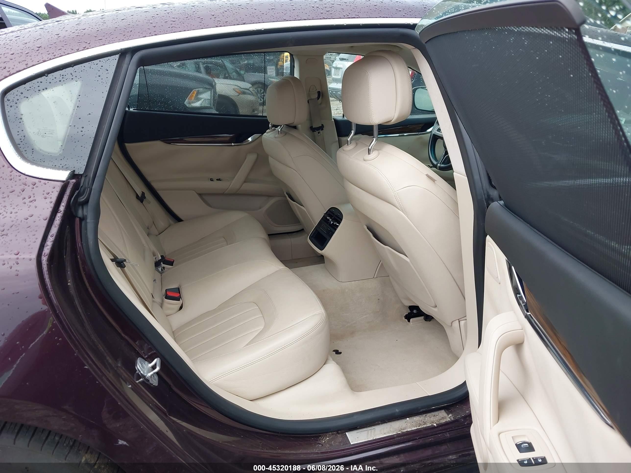 2014 Maserati Quattroporte S Q4 Burgundy vin: ZAM56RRA3E1122031