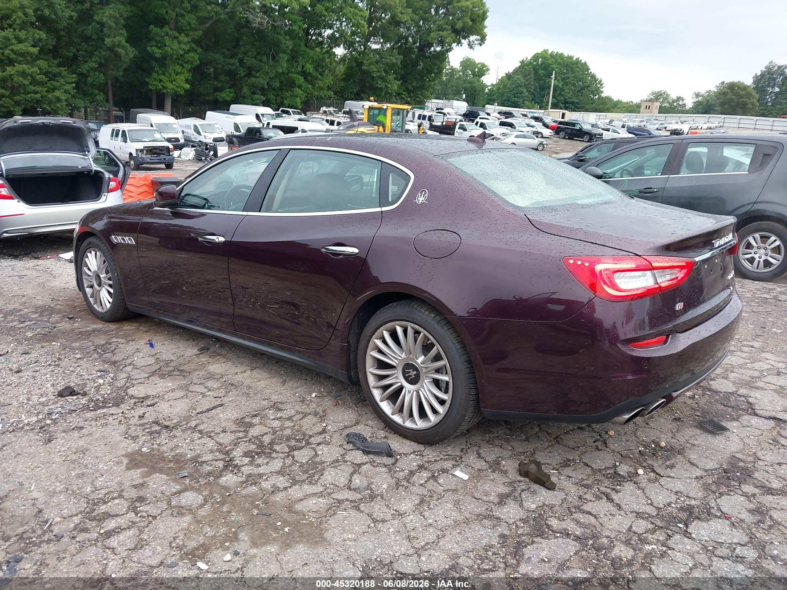 2014 Maserati Quattroporte S Q4 Burgundy vin: ZAM56RRA3E1122031