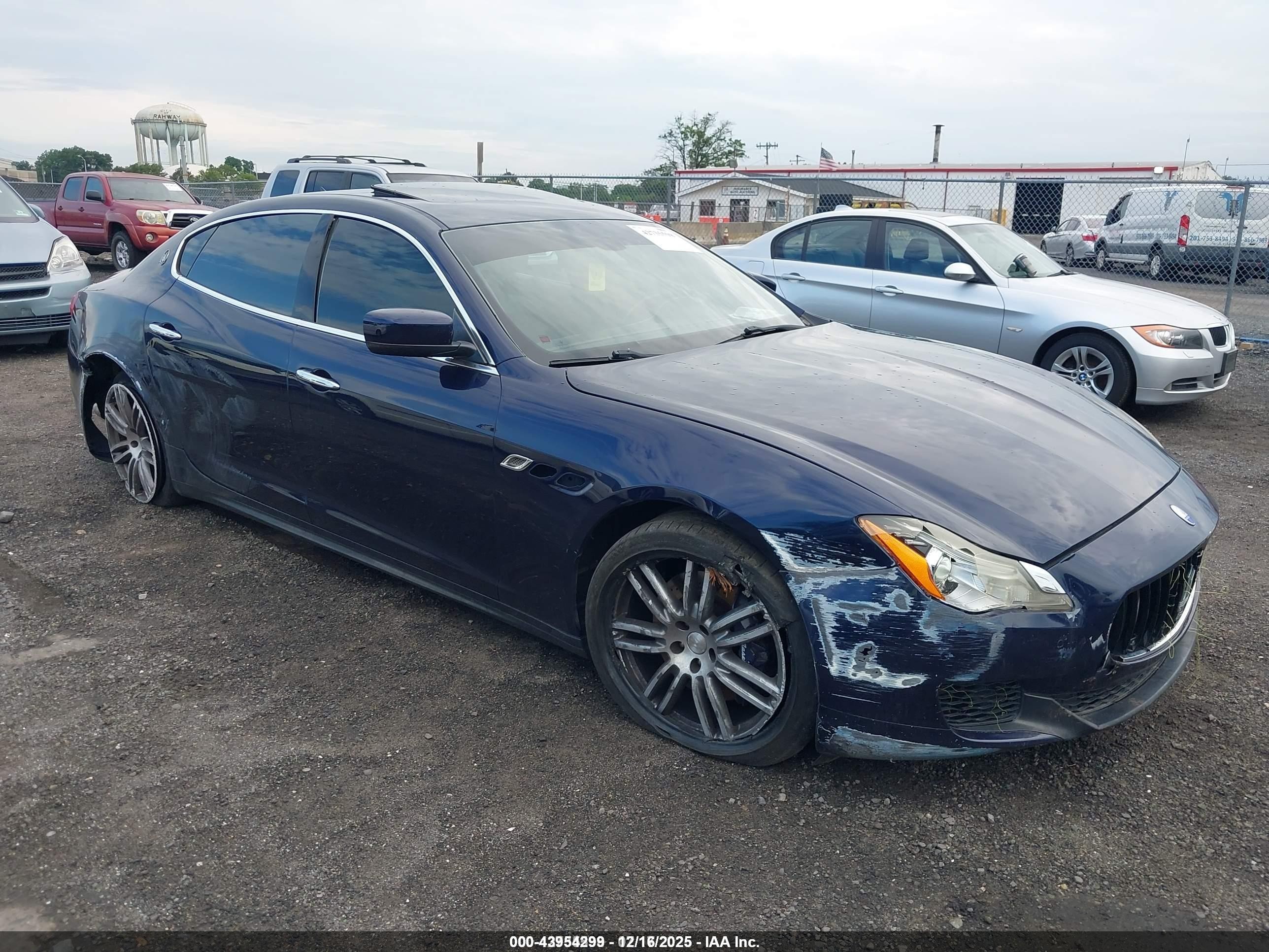 2014 Maserati Quattroporte S Q4 Blue vin: ZAM56RRA5E1108776