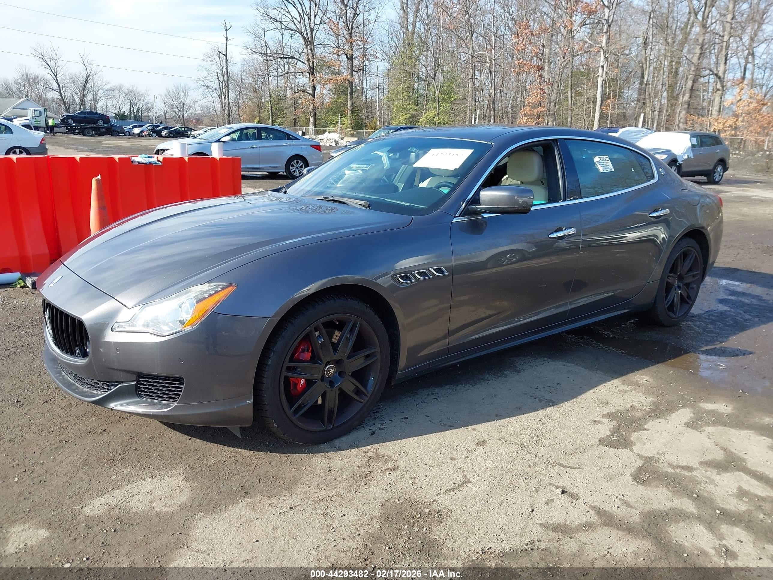 2015 Maserati Quattroporte S Q4 Серый vin: ZAM56RRA5F1134263