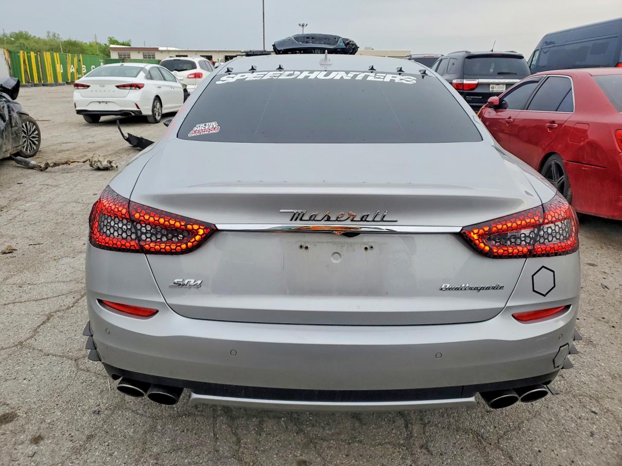 2014 Maserati Quattroporte S Silver vin: ZAM56RRA6E1079319