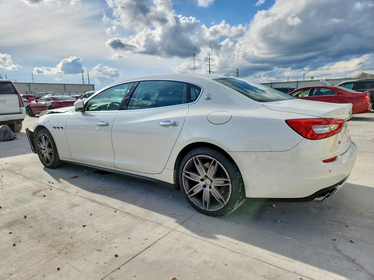 2015 Maserati Quattroporte S White vin: ZAM56RRA7F1151162