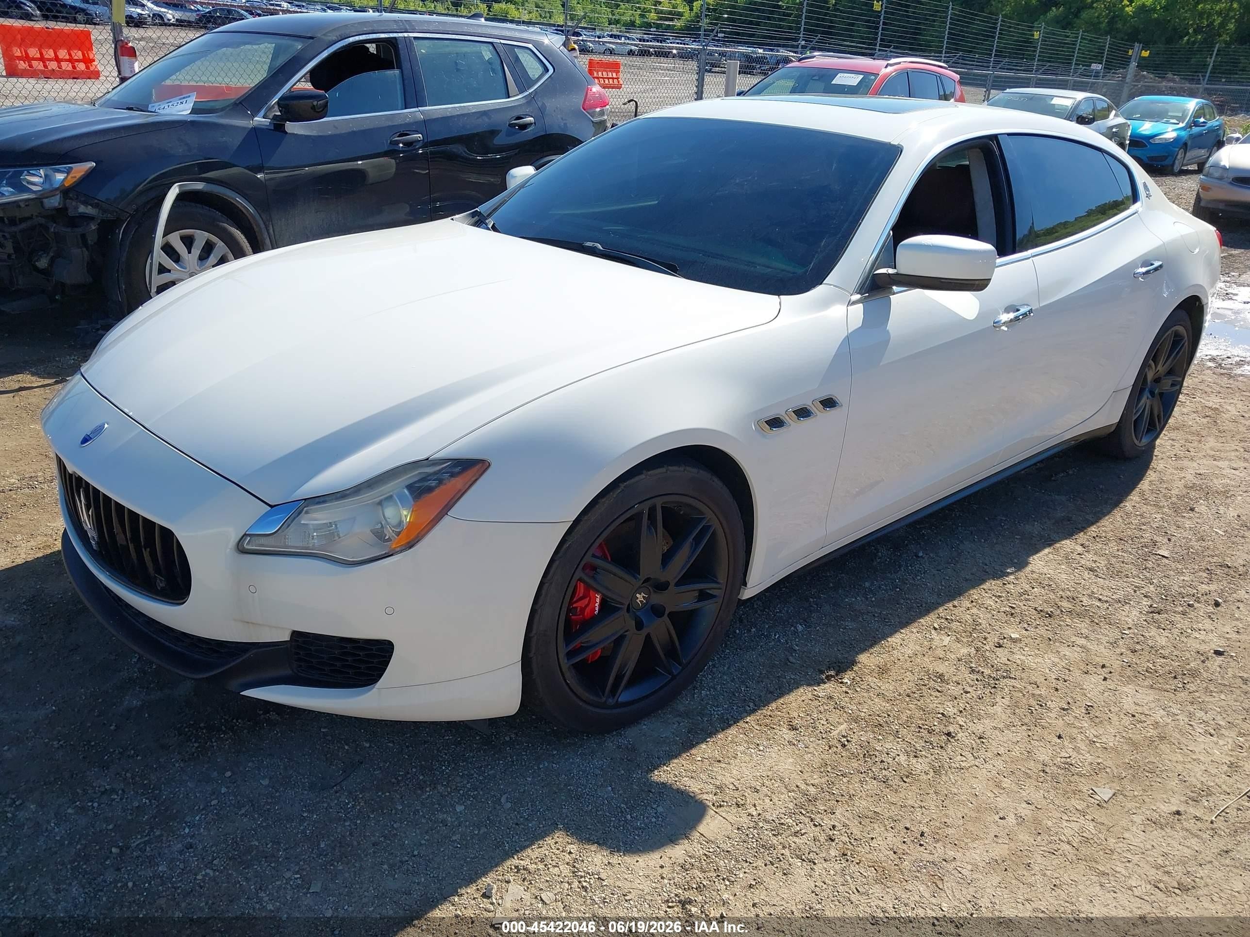 2015 Maserati Quattroporte S Q4 White vin: ZAM56RRA8F1142101