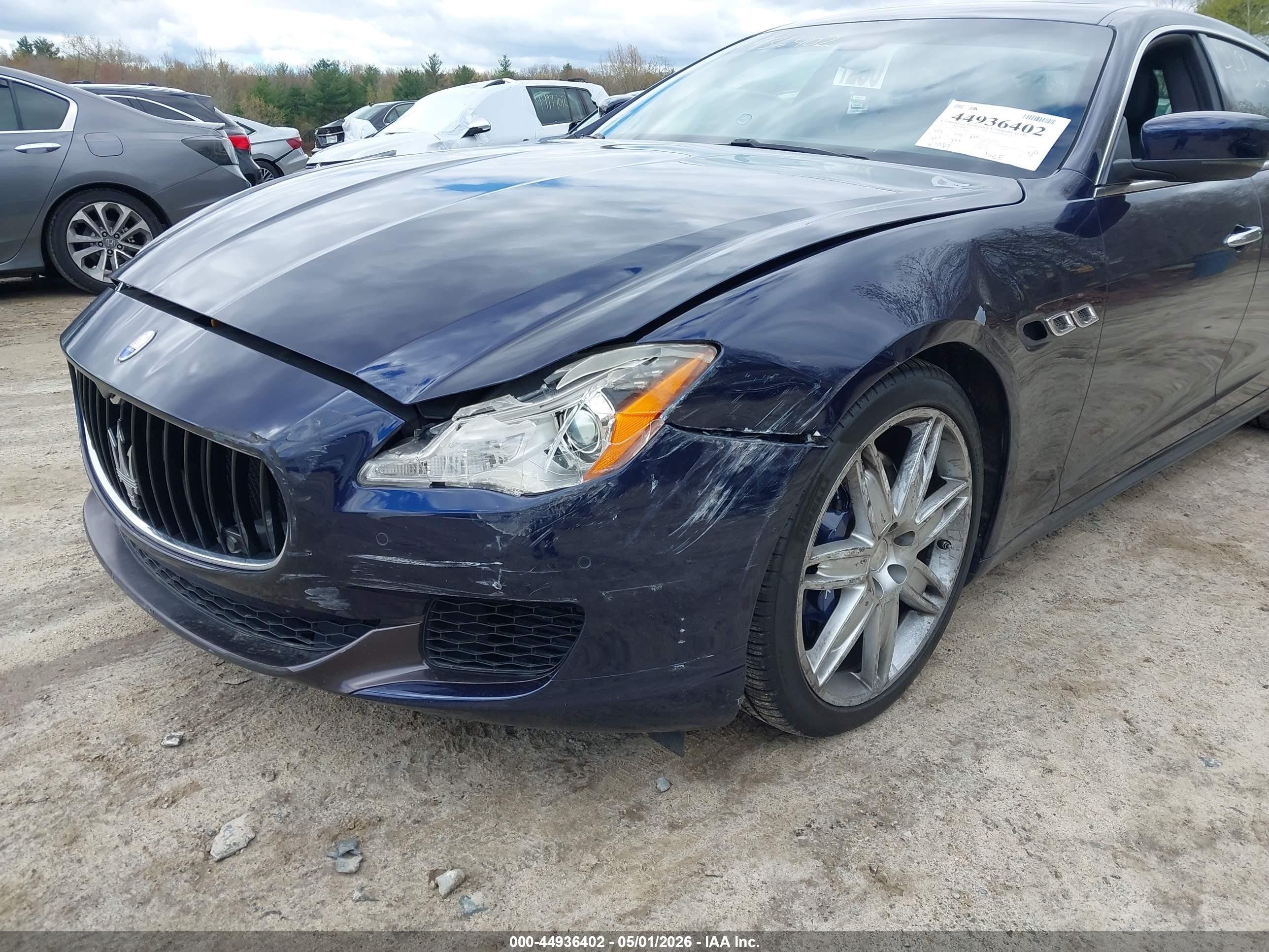 2015 Maserati Quattroporte S Q4 Blue vin: ZAM56RRA9F1150868