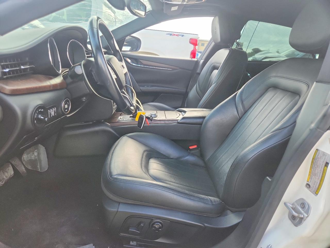 2018 Maserati Quattroporte S White vin: ZAM56YPAXJ1291793
