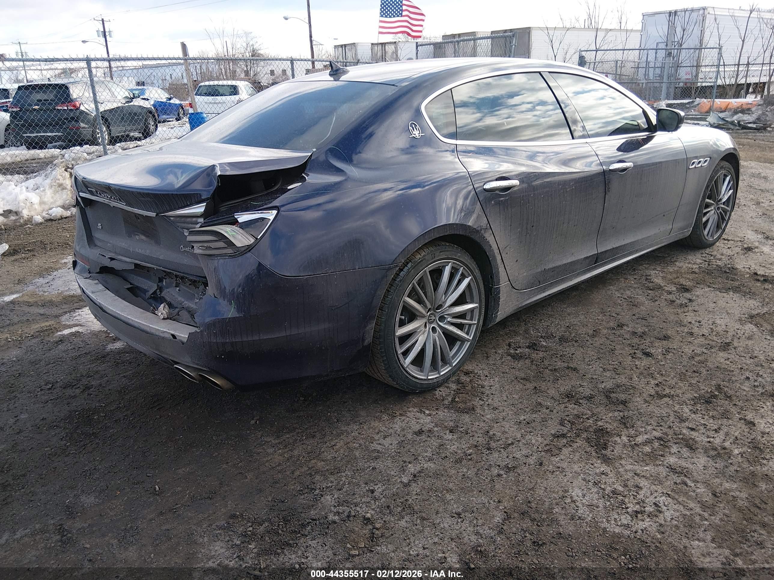 2021 Maserati Quattroporte S Granlusso Blue vin: ZAM56YPL2M1376150