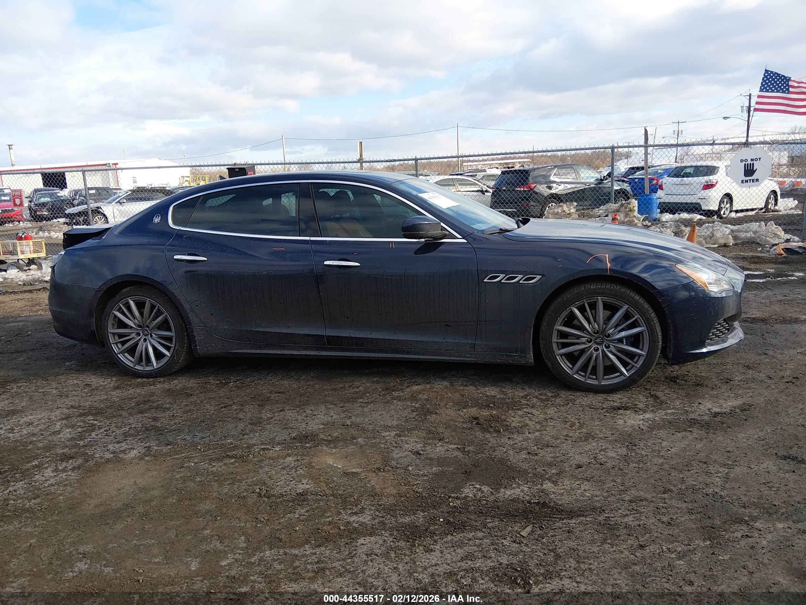 2021 Maserati Quattroporte S Granlusso Blue vin: ZAM56YPL2M1376150