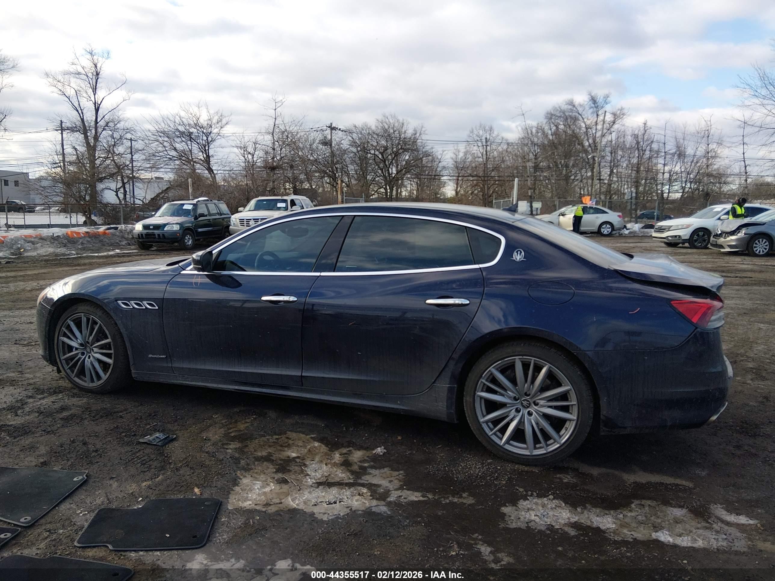 2021 Maserati Quattroporte S Granlusso Blue vin: ZAM56YPL2M1376150