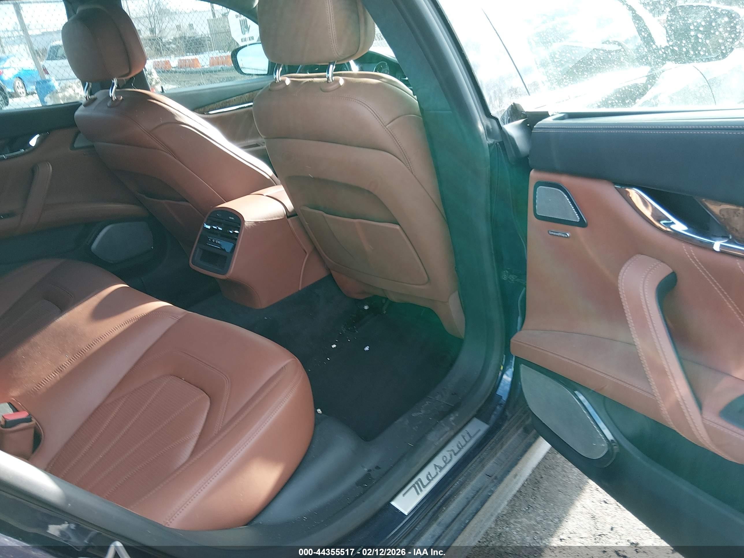 2021 Maserati Quattroporte S Granlusso Blue vin: ZAM56YPL2M1376150