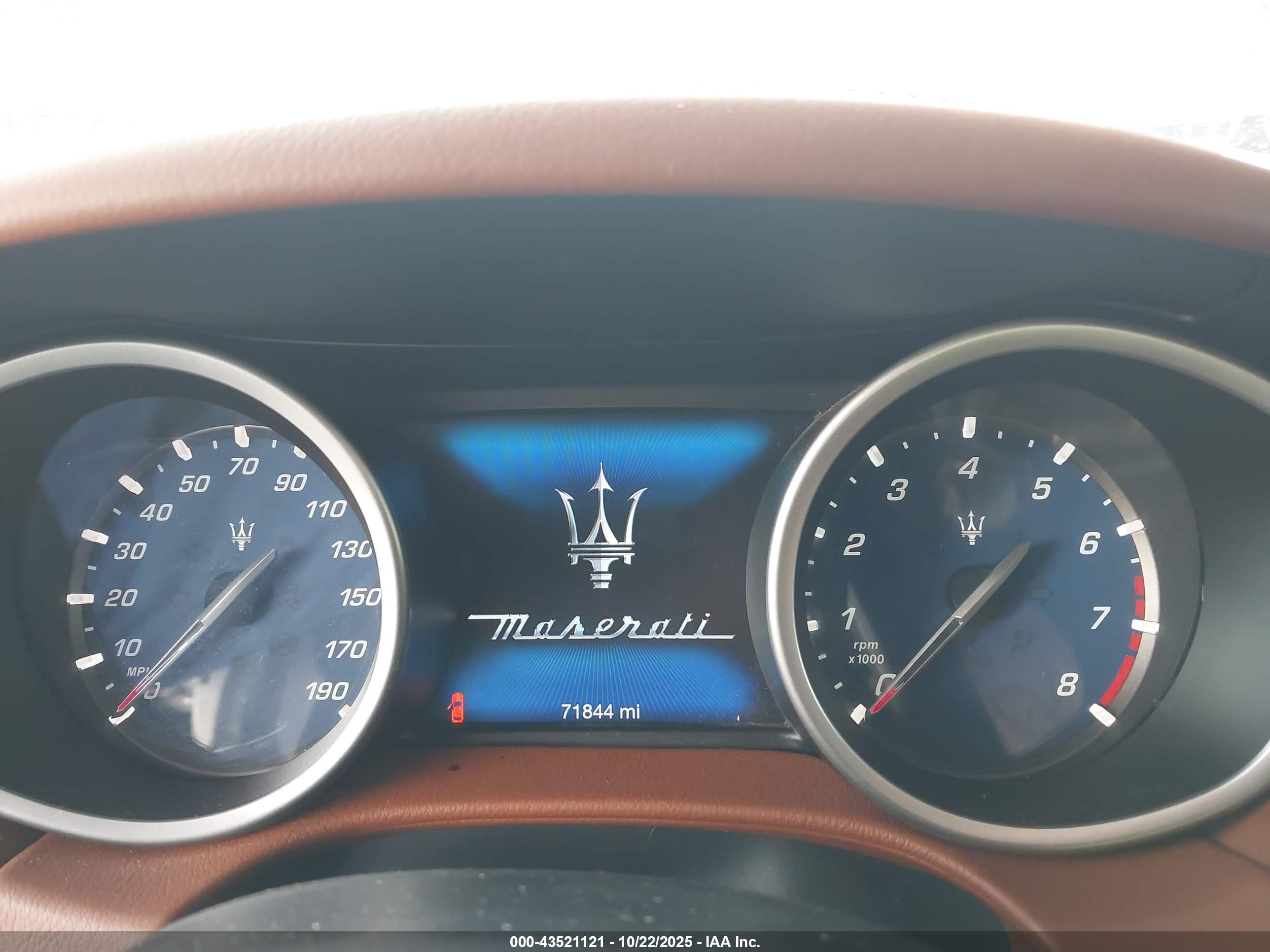 2017 Maserati Ghibli S Gold vin: ZAM57RSA9H1195609