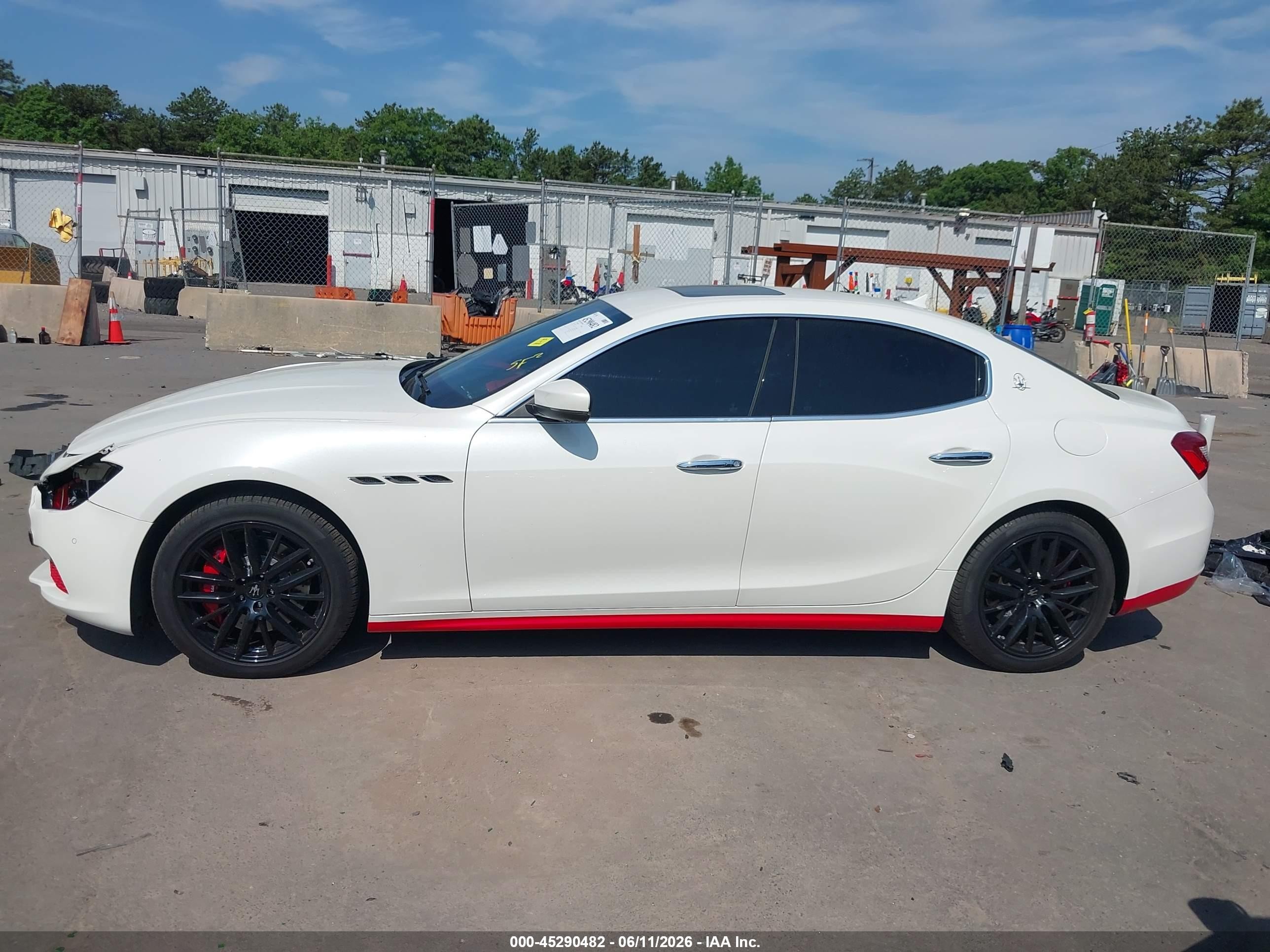 2017 Maserati Ghibli S White vin: ZAM57RSL5H1226517