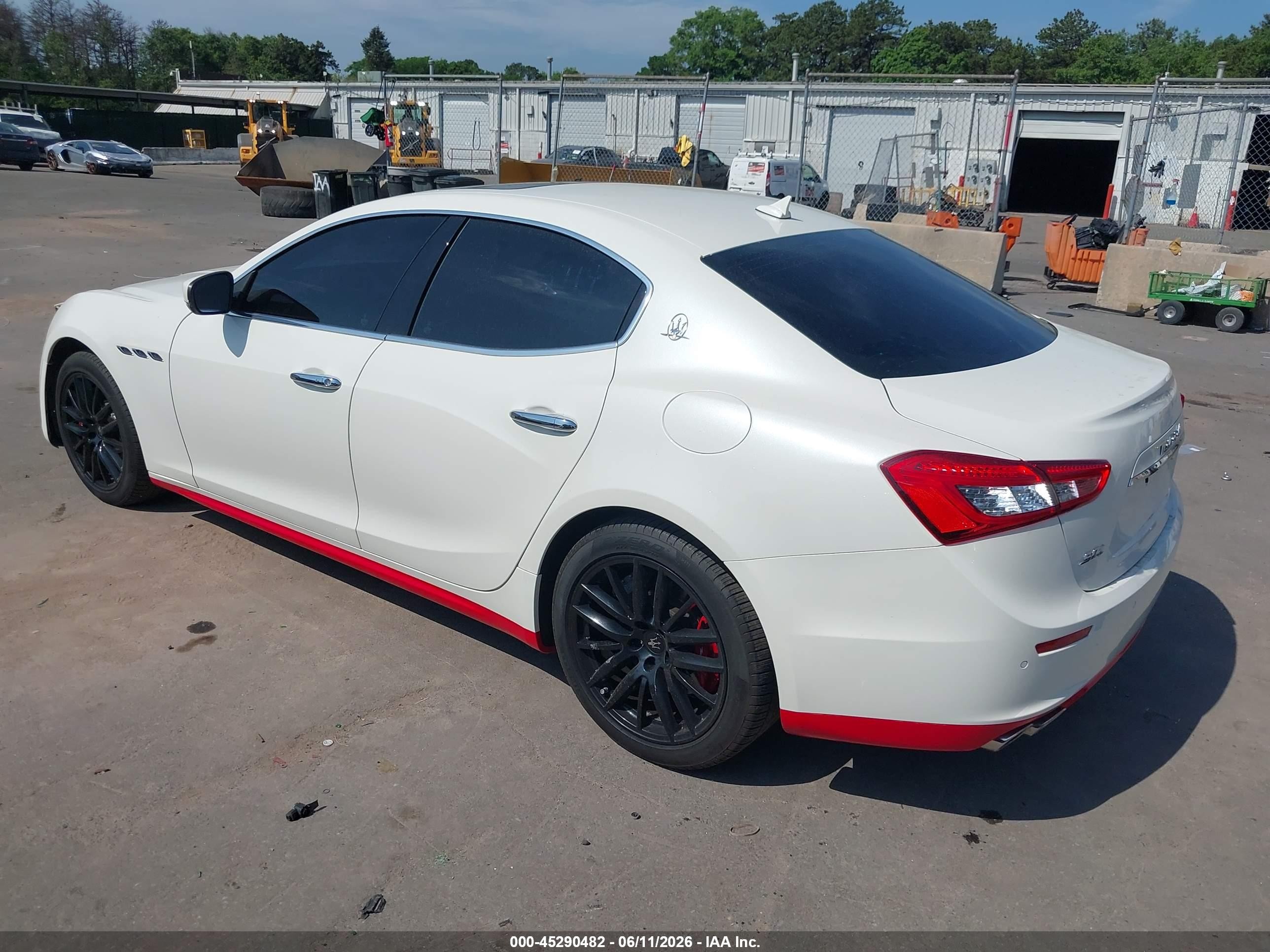 2017 Maserati Ghibli S White vin: ZAM57RSL5H1226517