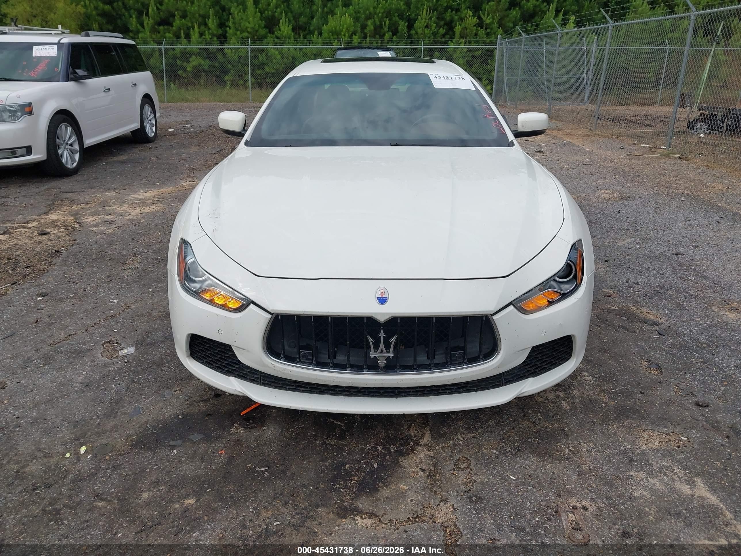 2014 Maserati Ghibli S Q4 White vin: ZAM57RTA0E1122123