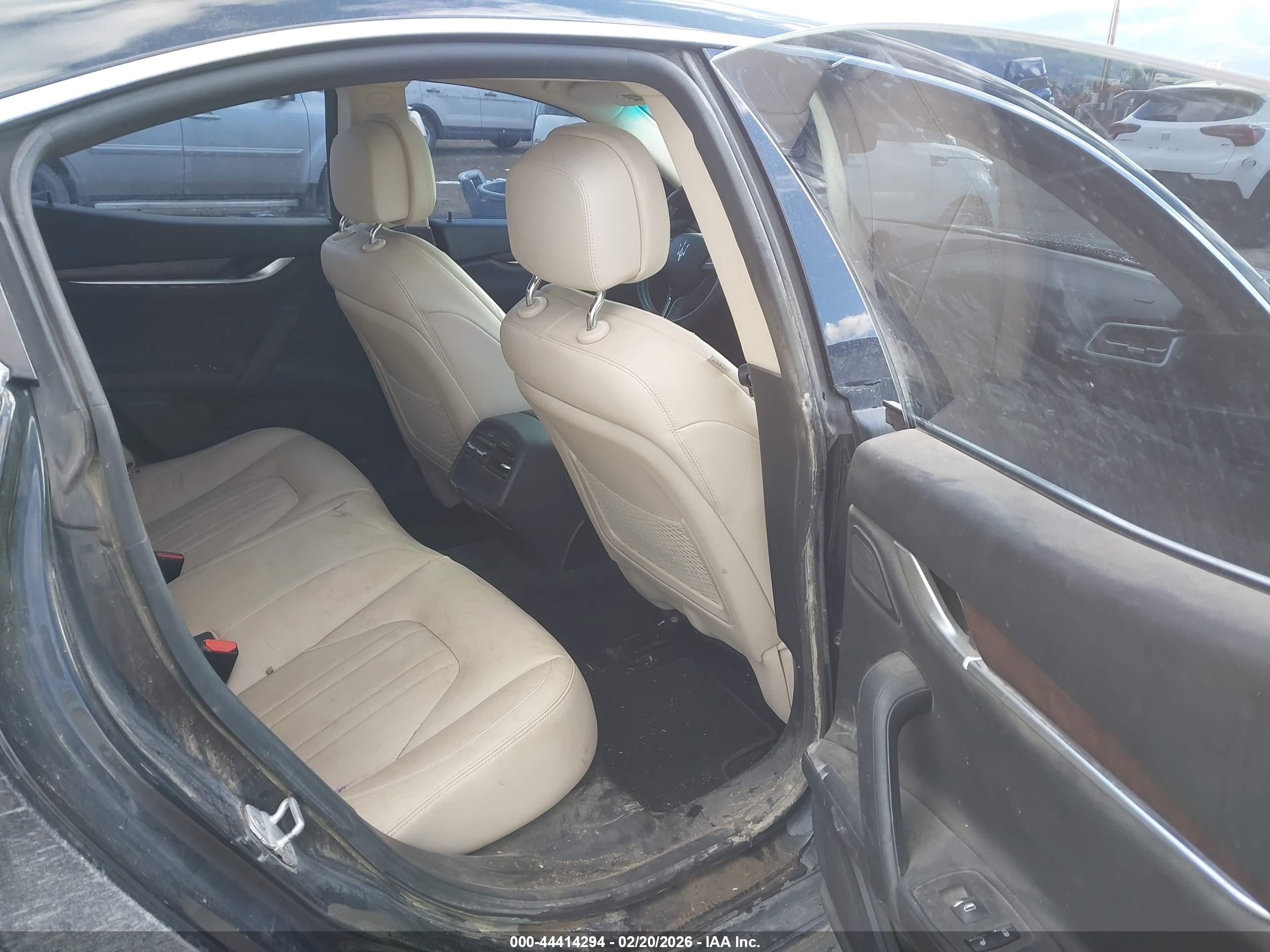 2015 Maserati Ghibli S Q4 Черный vin: ZAM57RTA0F1130028