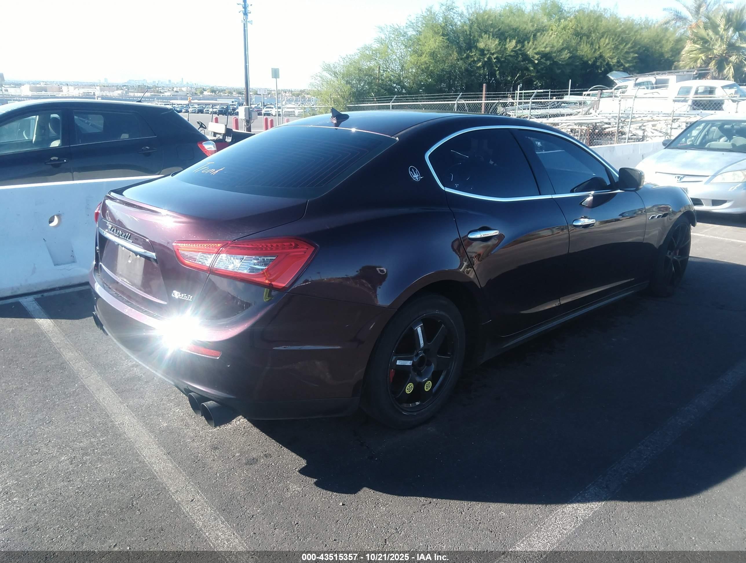 2014 Maserati Ghibli S Q4 Champagne vin: ZAM57RTA1E1090430