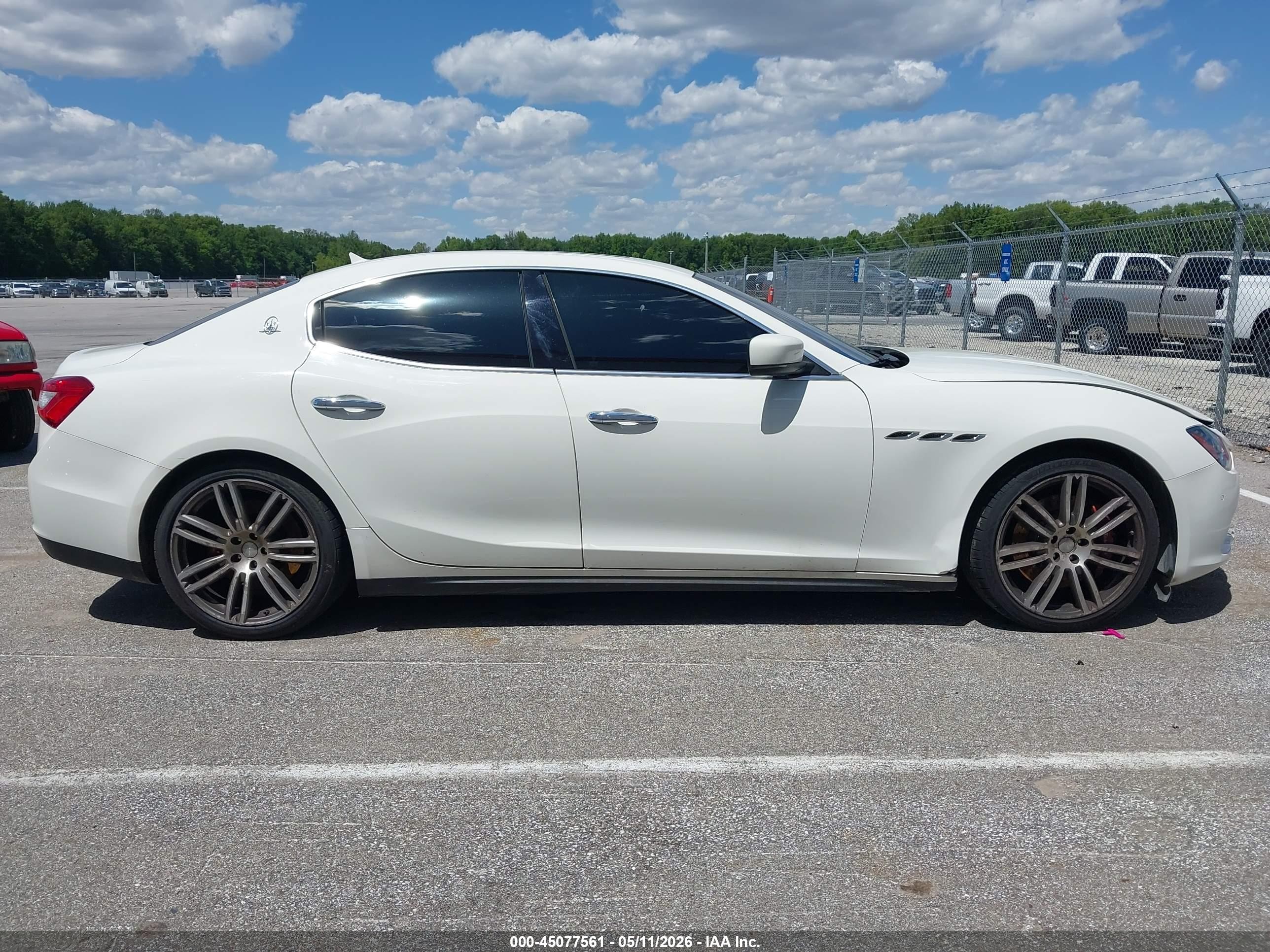 2014 Maserati Ghibli S Q4 Белый vin: ZAM57RTA1E1109736