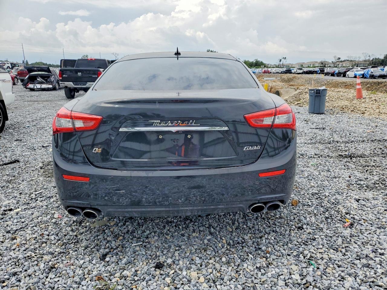 2015 Maserati Ghibli S Black vin: ZAM57RTA1F1140549