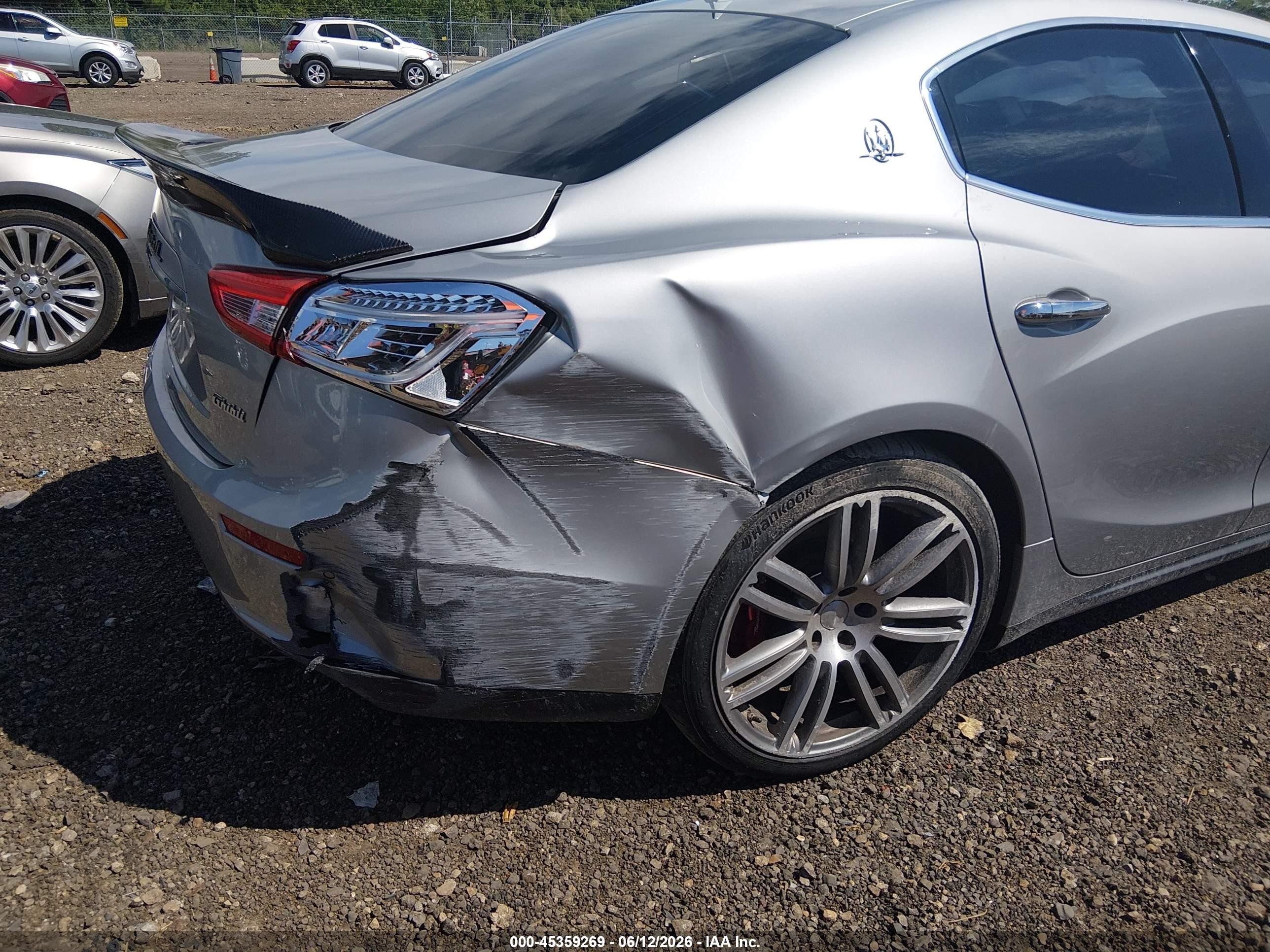 2015 Maserati Ghibli S Q4 Silver vin: ZAM57RTA2F1139183