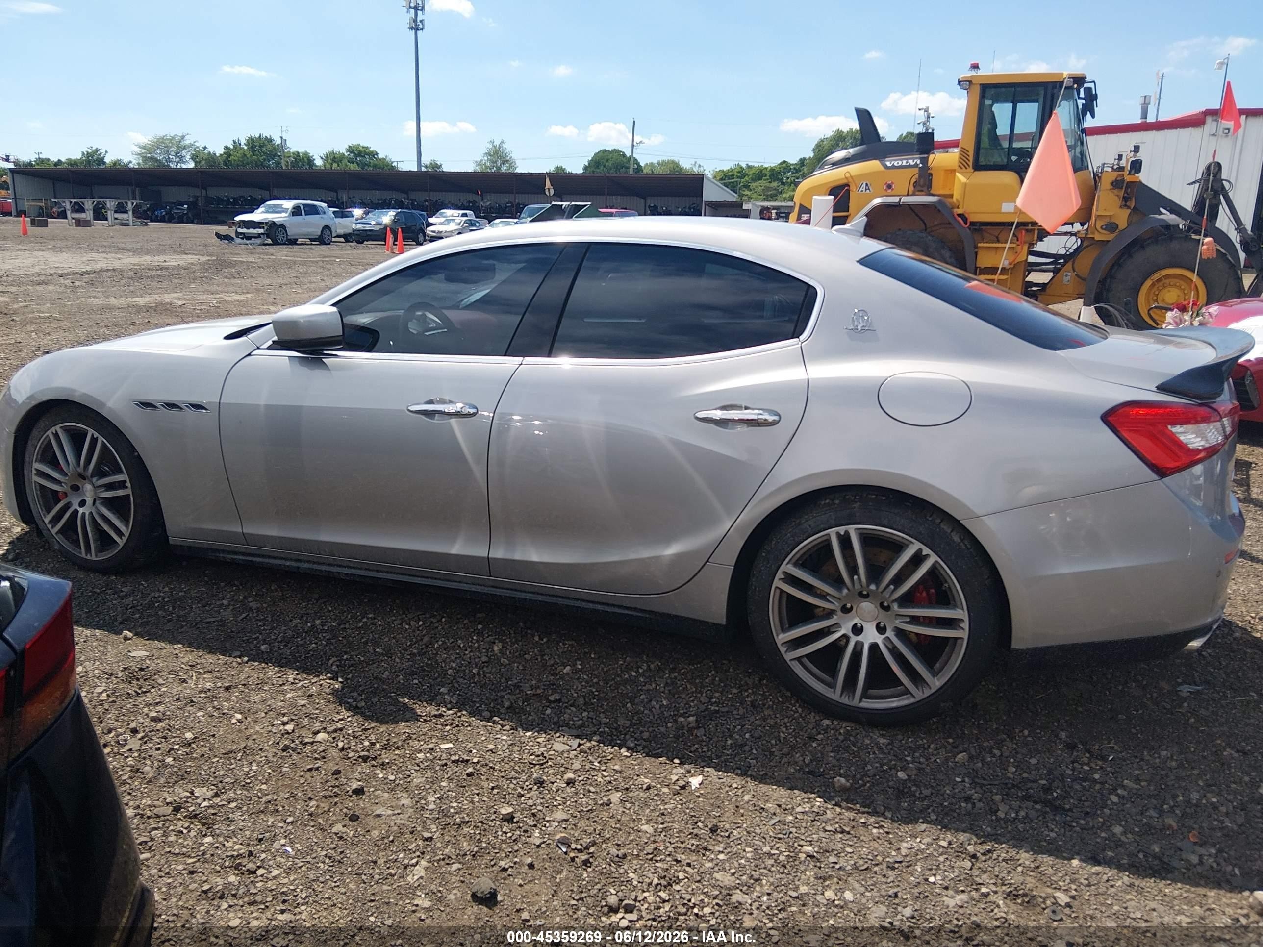 2015 Maserati Ghibli S Q4 Silver vin: ZAM57RTA2F1139183
