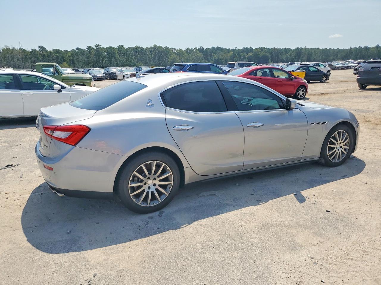 2014 Maserati Ghibli S Silver vin: ZAM57RTA3E1086508