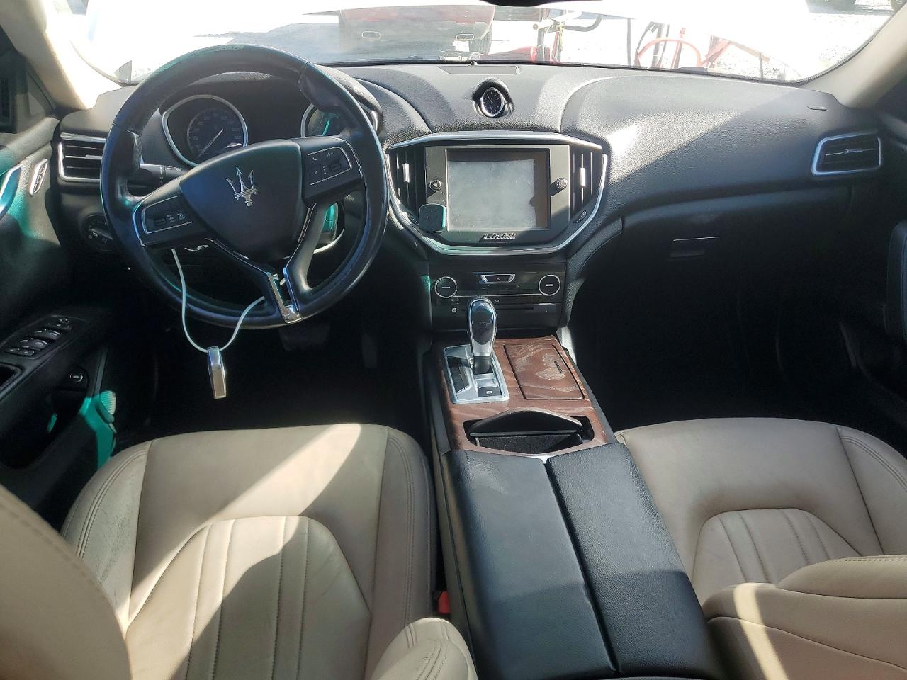 2014 Maserati Ghibli S White vin: ZAM57RTA3E1094737