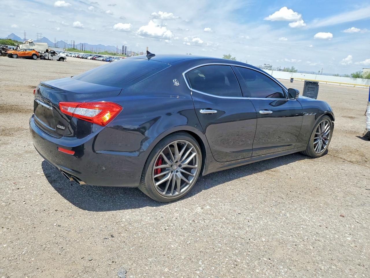 2014 Maserati Ghibli S Black vin: ZAM57RTA3E1126621
