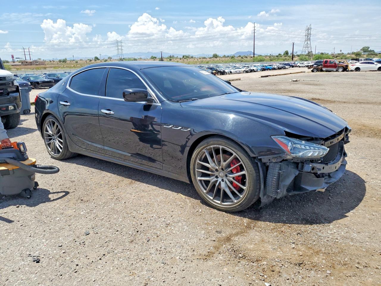 2014 Maserati Ghibli S Black vin: ZAM57RTA3E1126621