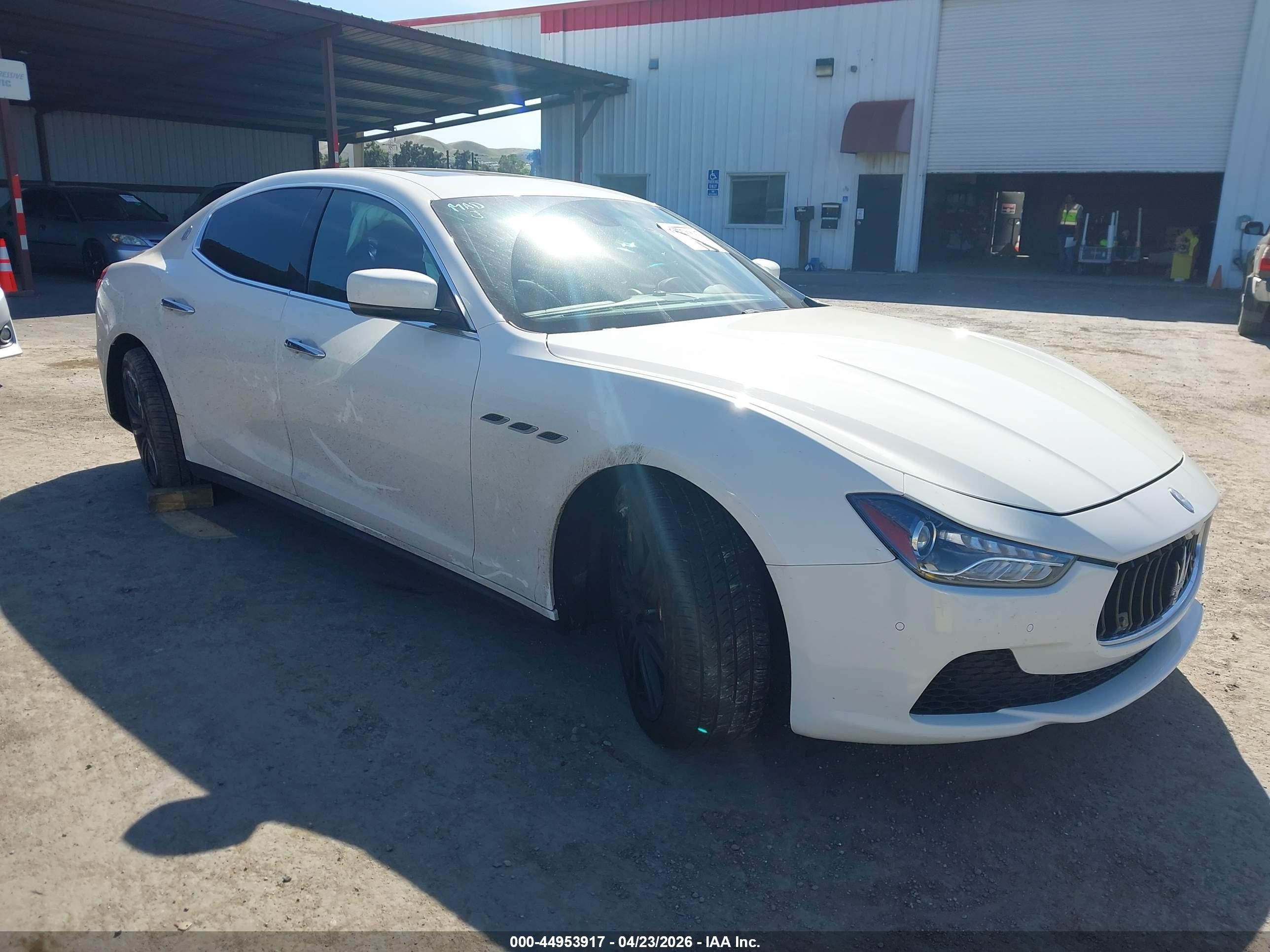 2015 Maserati Ghibli S Q4 White vin: ZAM57RTA3F1145641
