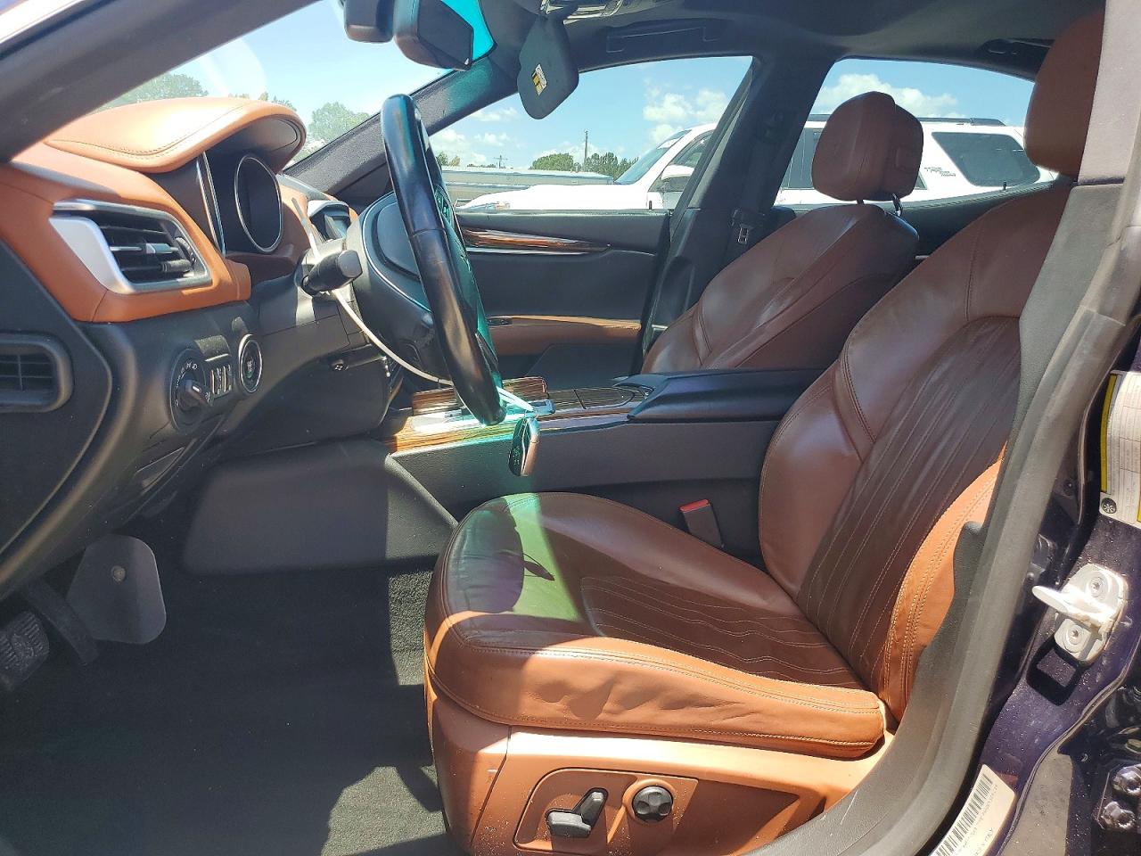 2014 Maserati Ghibli S Blue vin: ZAM57RTA4E1113263