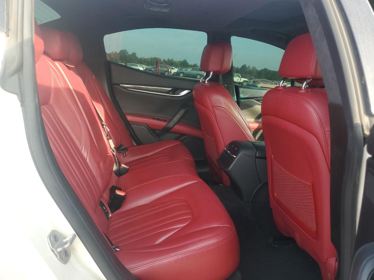 2015 Maserati Ghibli S White vin: ZAM57RTA4F1143137