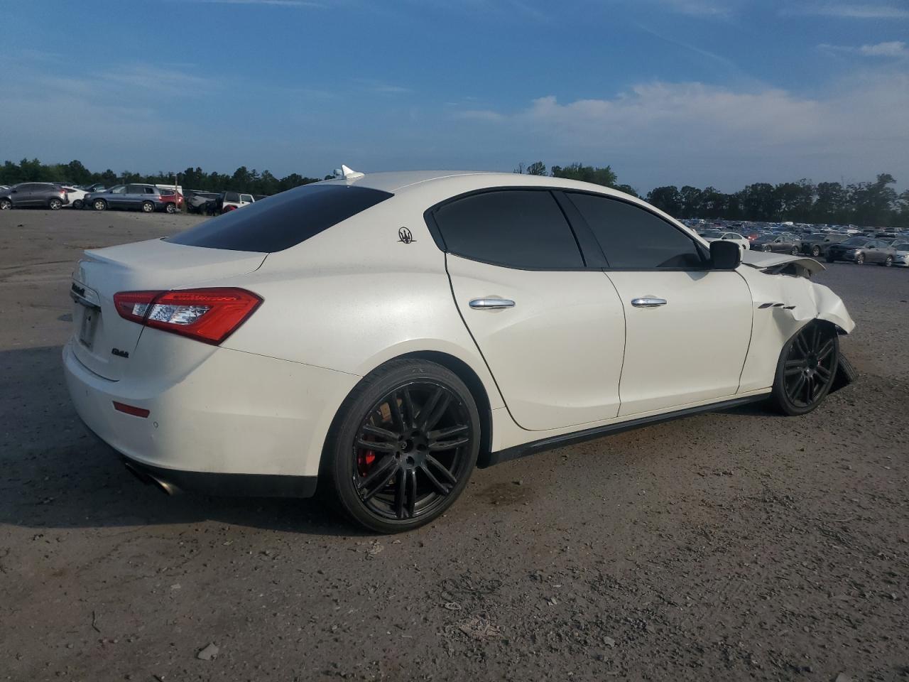 2015 Maserati Ghibli S White vin: ZAM57RTA4F1143137