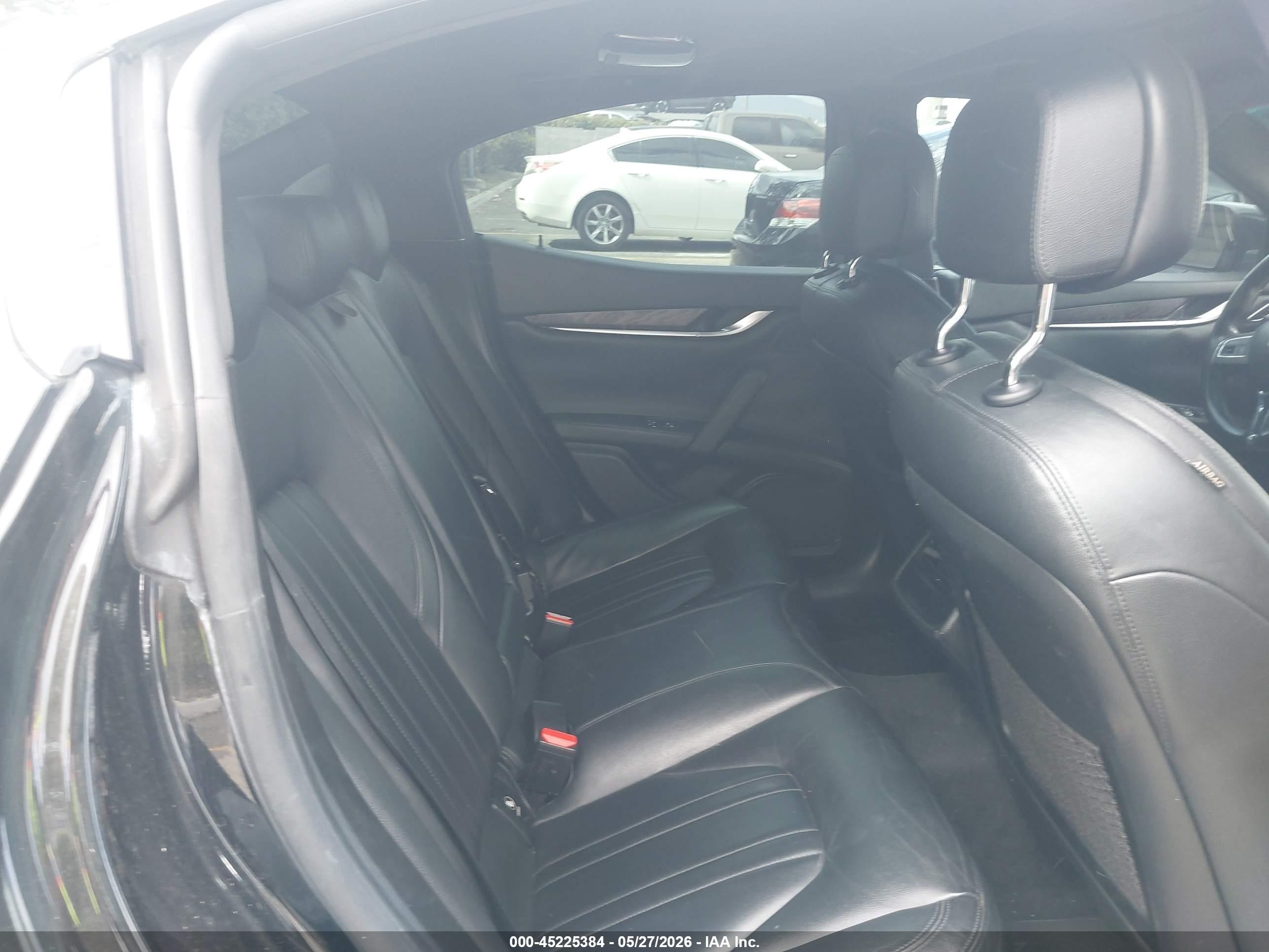2014 Maserati Ghibli S Q4 Черный vin: ZAM57RTA5E1096375