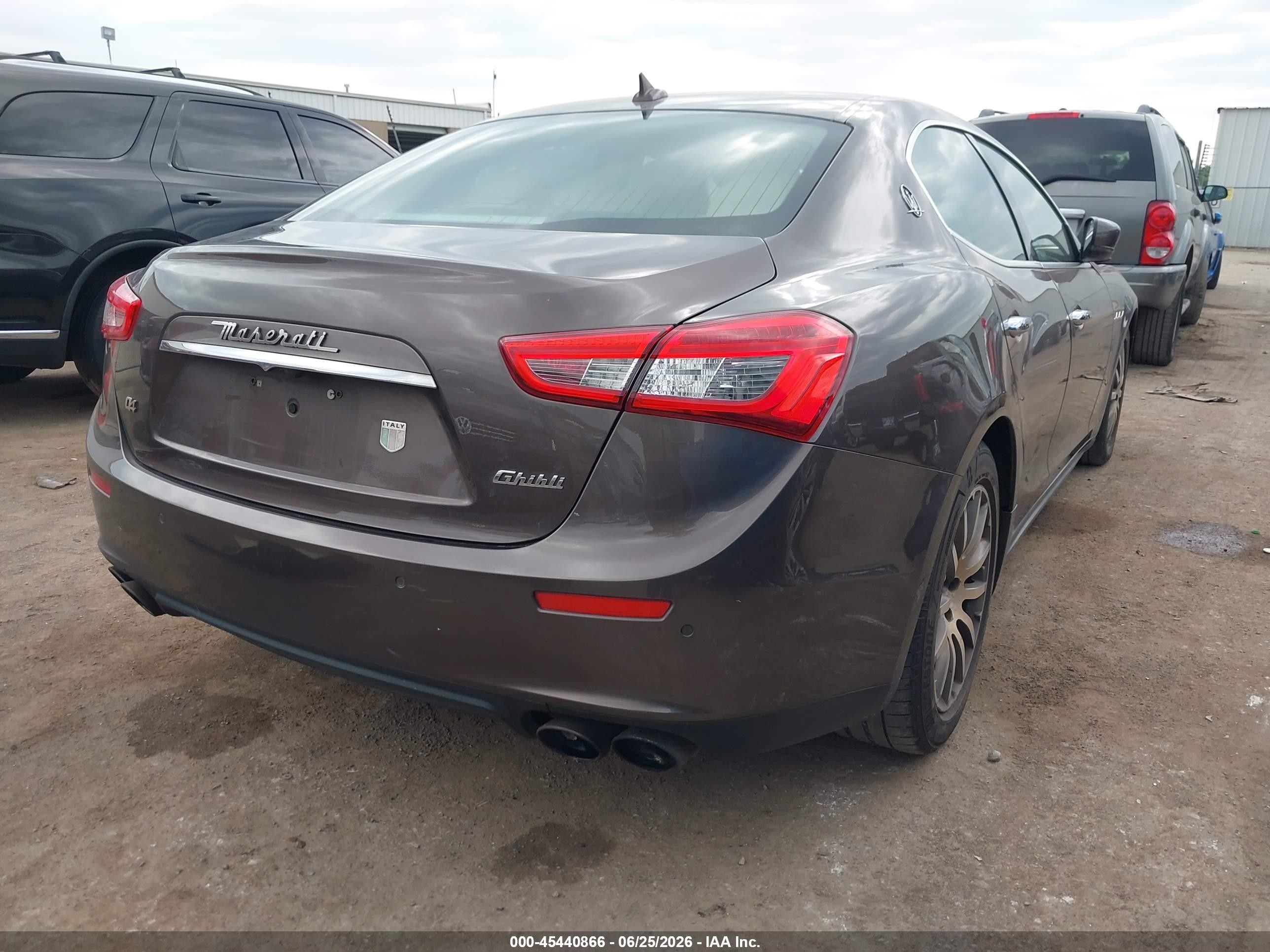 2014 Maserati Ghibli S Q4 Gray vin: ZAM57RTA5E1101042