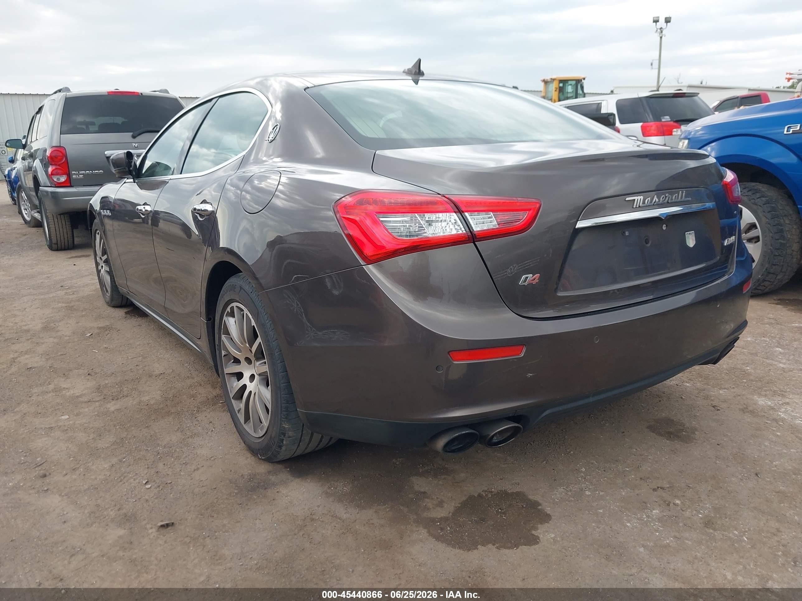 2014 Maserati Ghibli S Q4 Gray vin: ZAM57RTA5E1101042