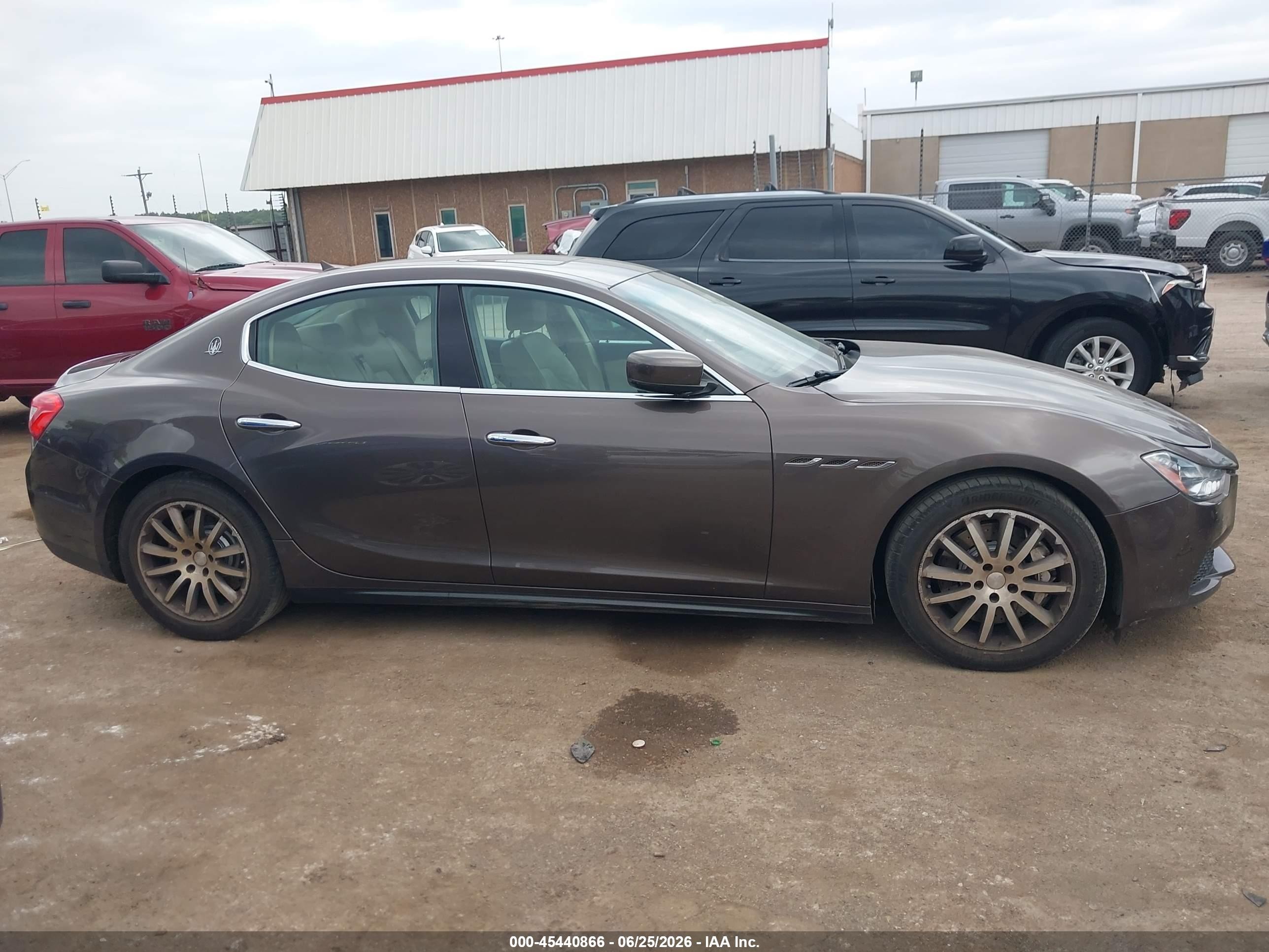 2014 Maserati Ghibli S Q4 Gray vin: ZAM57RTA5E1101042