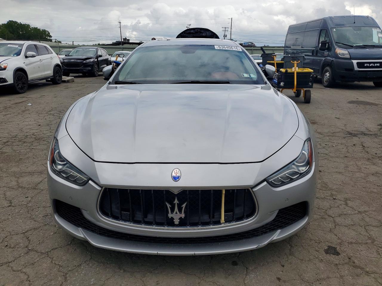 2015 Maserati Ghibli S Silver vin: ZAM57RTA5F1139310