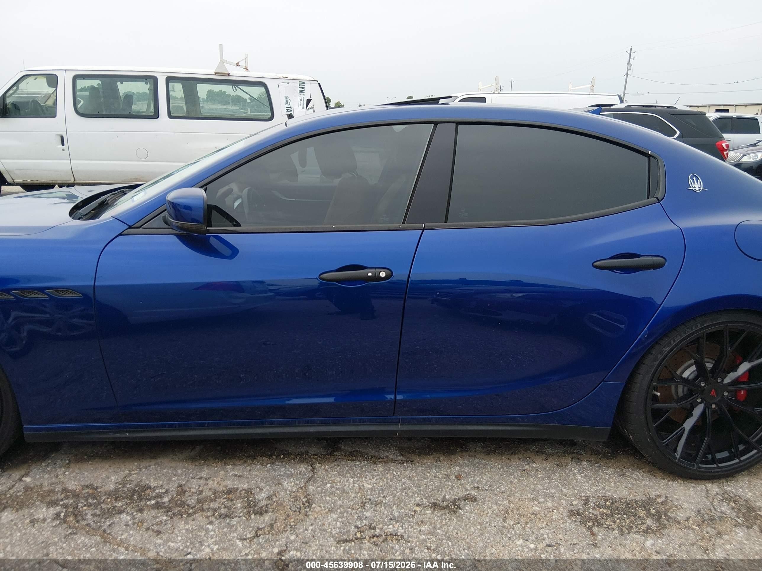 2015 Maserati Ghibli S Q4 Blue vin: ZAM57RTA5F1150985