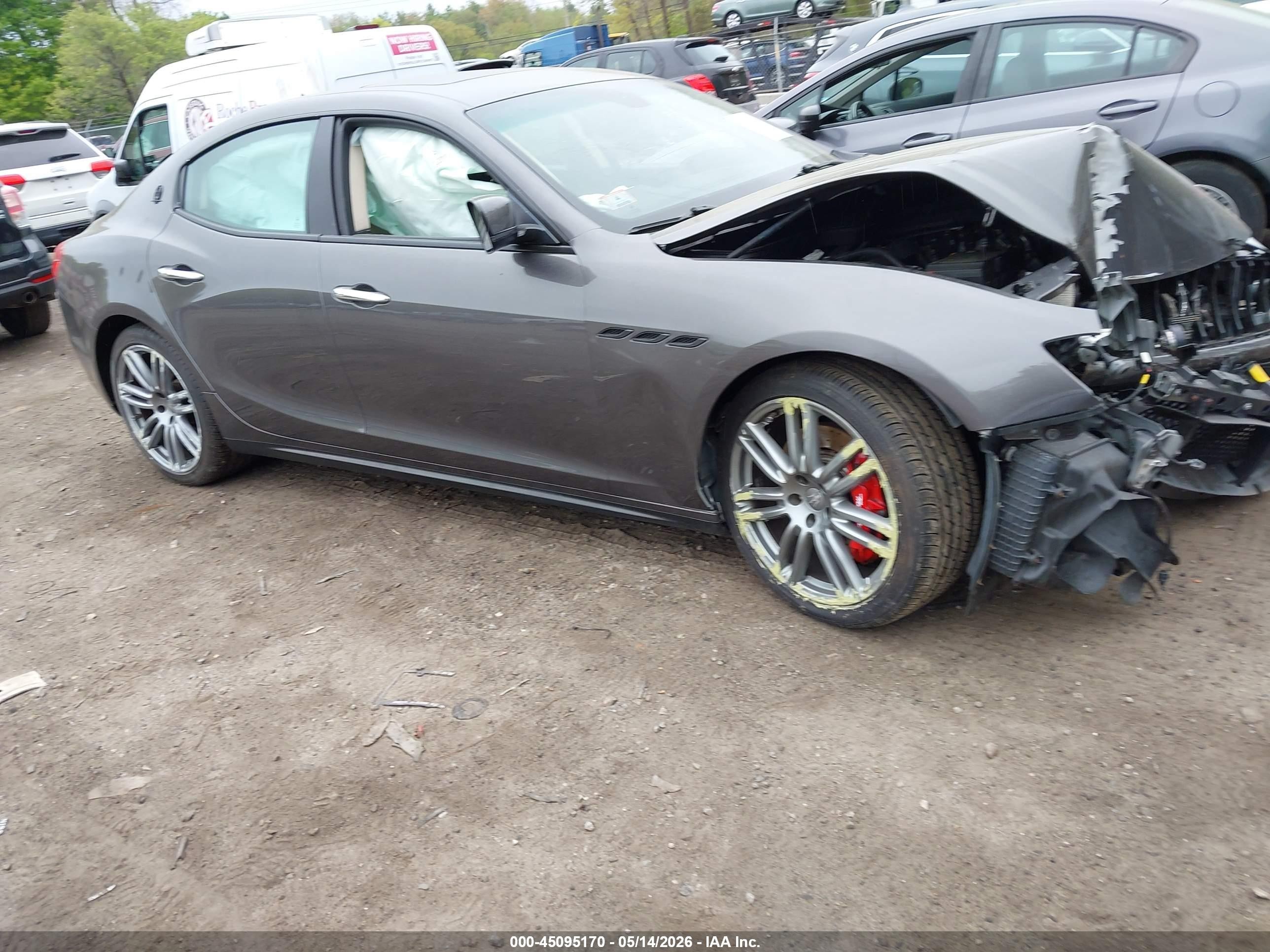 2015 Maserati Ghibli S Q4 Gray vin: ZAM57RTA6F1137937